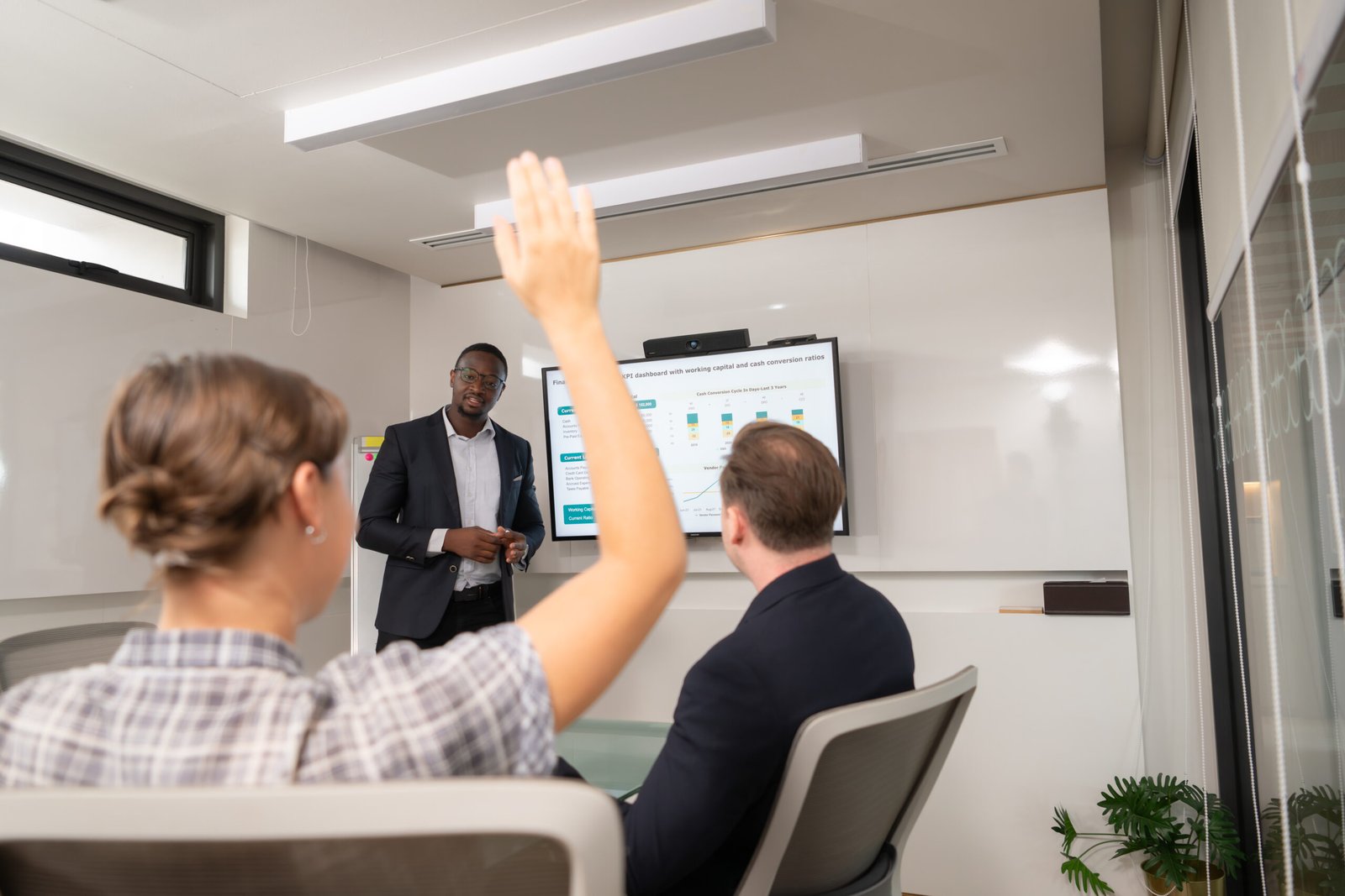 Collaborate seamlessly with teams and participants